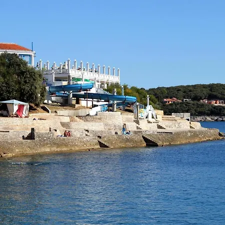 With A Parking Space - 15757 *