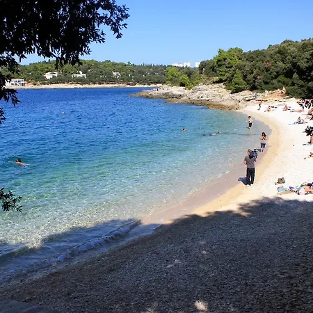 With A Parking Space - 15757