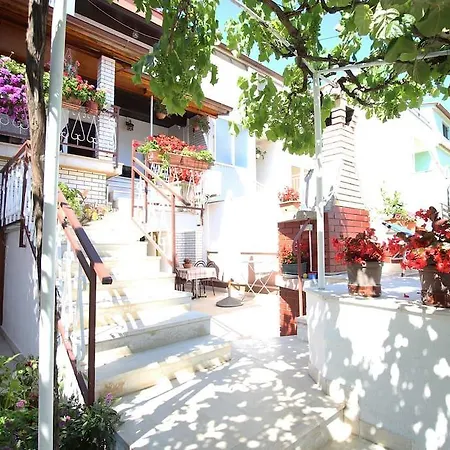 Apartamento With A Parking Space - 15757 *