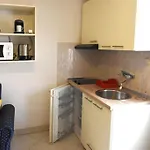 Apartment With A Parking Space - 15757 Pula