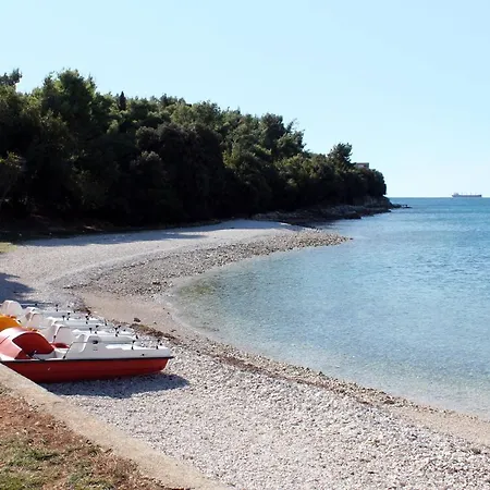 Appartamento With A Parking Space - 15757 Pola