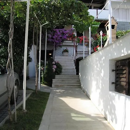 Appartamento With A Parking Space - 15757