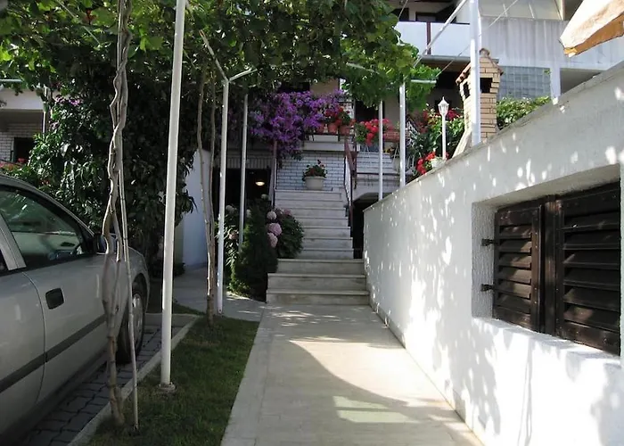 Appartement With A Parking Space - 15757