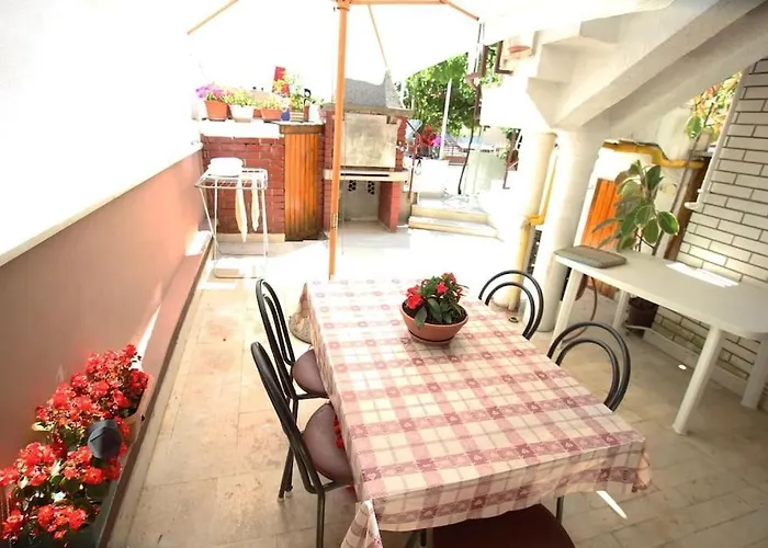 Appartement With A Parking Space - 15757 *